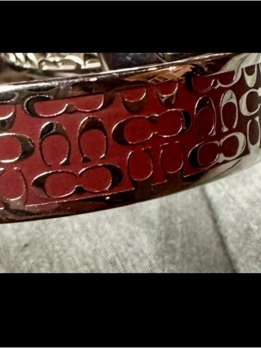 Authentic Coach Signature Bangle - Picture 4 of 8